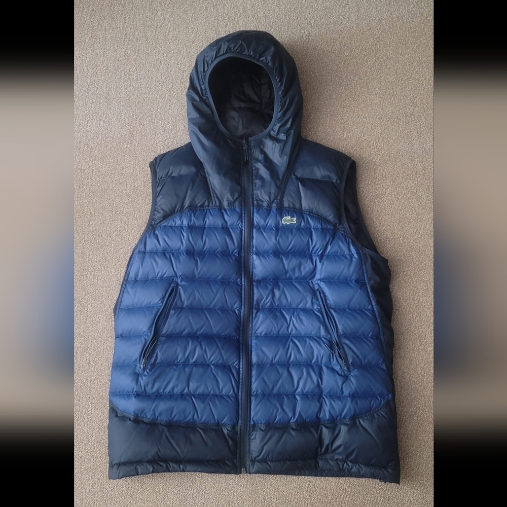 Lacoste Men's Navy and Black Puffer Vest